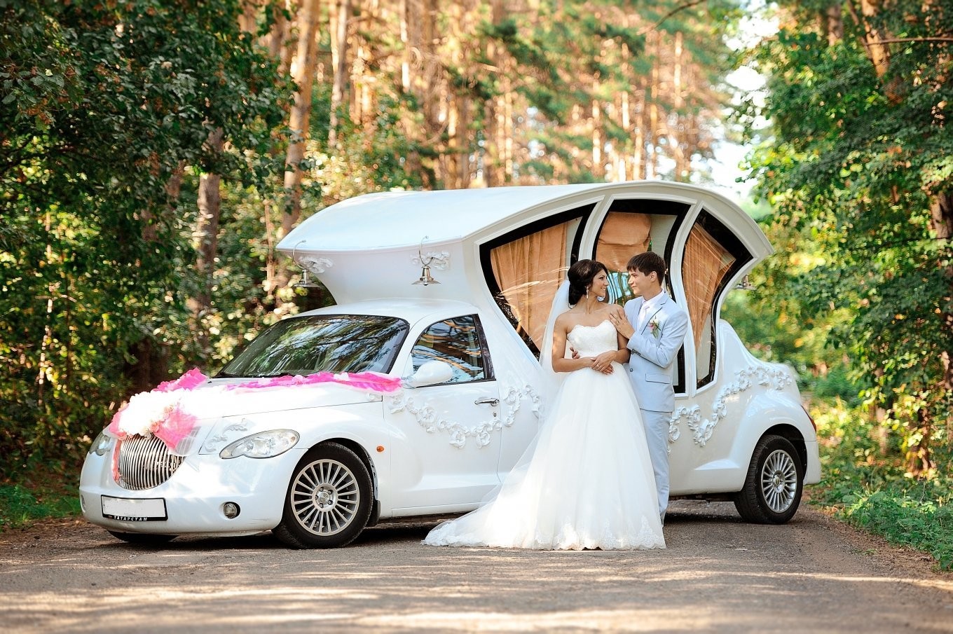 Аренда автомобиля на особые случаи: советы для свадеб, выпускных и не только